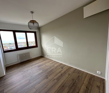 Location Appartement 4 pièces 86m² - Photo 3