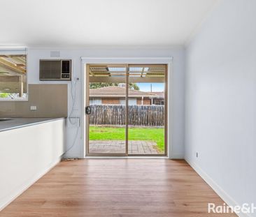 31 Riddle Drive, Melton, VIC 3337 - Photo 4