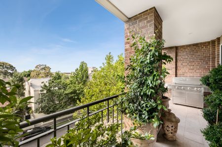 204/1 Wallace Avenue, Toorak VIC 3142 - Apartment For Rent | Domain - Photo 3