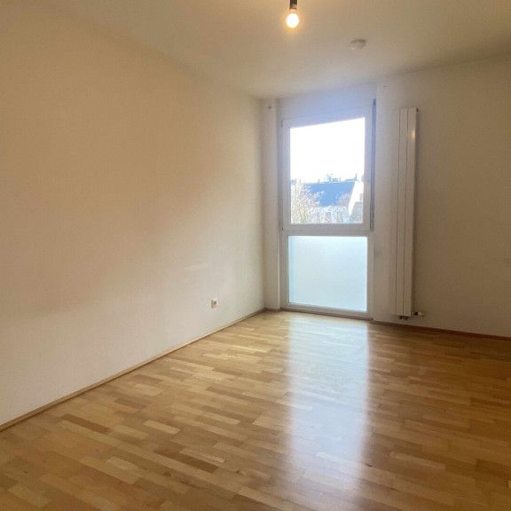 Sehr helle Mietwohnung mit Balkon - Foto 1