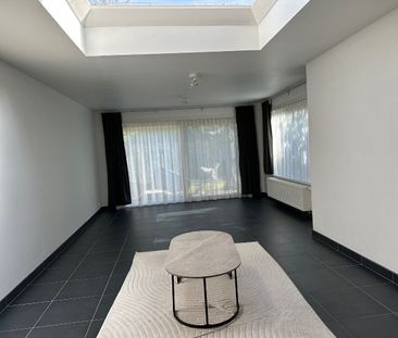 Halfopen huis met tuin in Veurne - Photo 2
