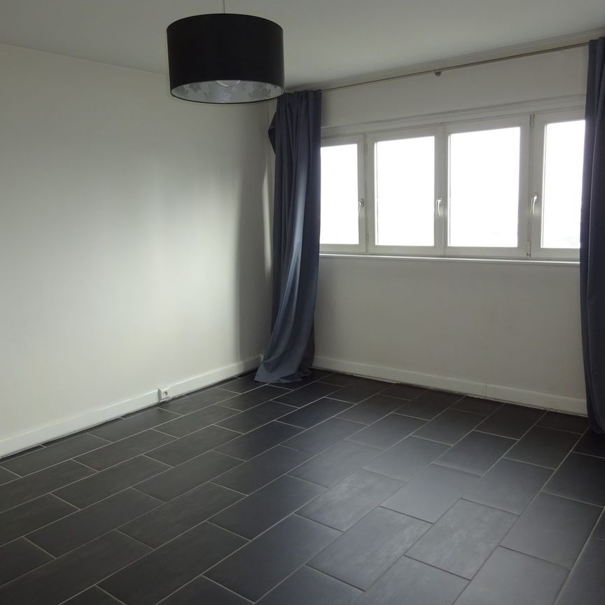 Location Appartement 2 pièces 41m² COURBEVOIE 92400 - Photo 1
