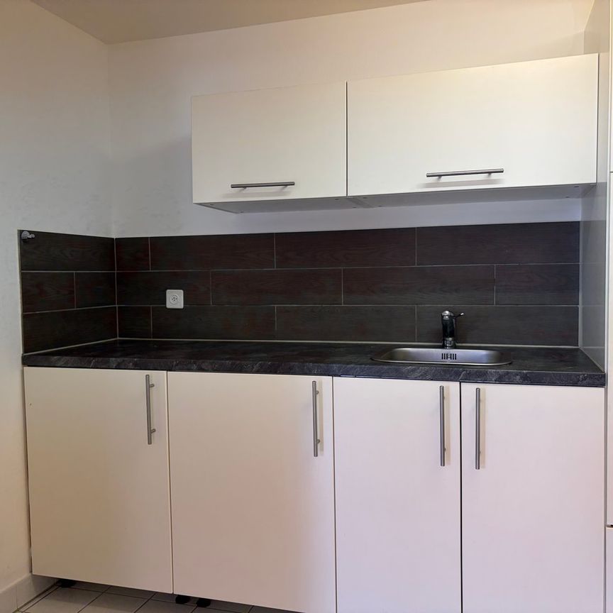 Zentralgelegene Wohnung in Hafennähe - Photo 1