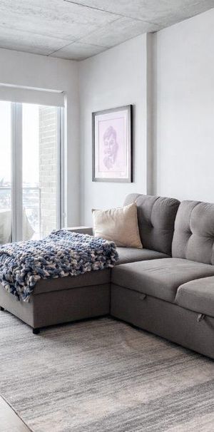 1 mois gratuit – Condo moderne 1 chambre avec stationnement intérieur à Saint-Léonard - Photo 1