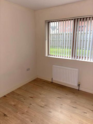 17 The Bridges, Newtownabbey, BT37 0TD - Photo 5