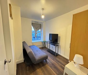 Room in a Shared Flat, Bethnal Green Road, E2 - Photo 1