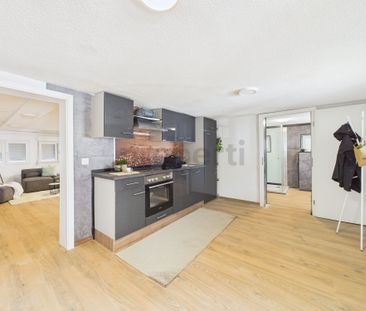 Charming 4.5-room apartment in a historic building in Steg VS - Photo 1