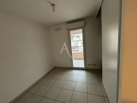 Location Appartement 2 pièces 37m² NICE 06100 - Photo 1
