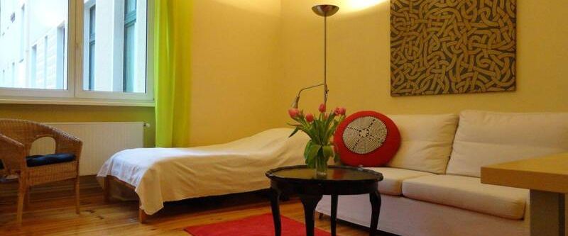 Fully furnished for 6 months-1year - Photo 1