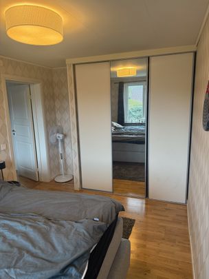 Nordkroksvägen, Vargön - Photo 1