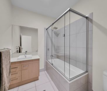 Modern Living in the Hearth of Mango Hill - Photo 1