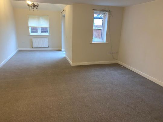 Nursery Road - Photo 1