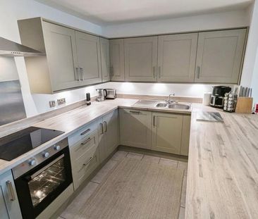 2 bedroom apartment to rent - Photo 4