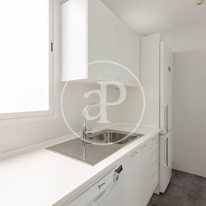 Luxury penthouse for rent in Madrid, Spain - Photo 1