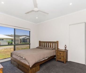 Beautifully Finished Family Home in Liberty Rise, Mount Louisa - Photo 6