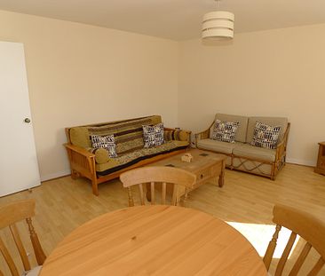 Property to let in Dundee - Photo 5