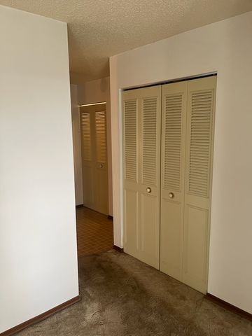 For Rent – 1 Bedroom - Photo 5