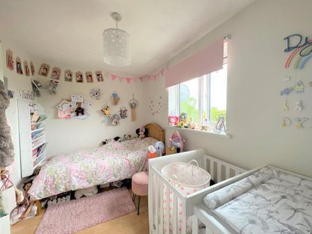 Terraced House - Photo 2