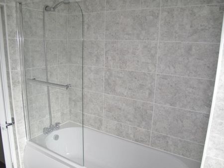1 bedroom terraced house to rent - Photo 2