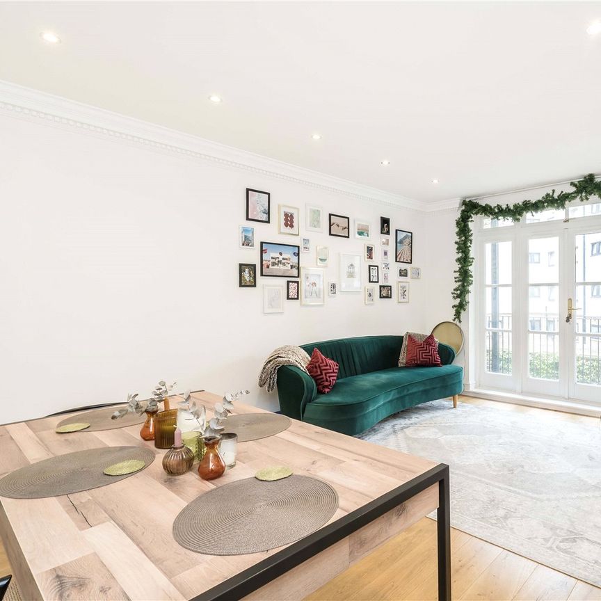 Fitzclarence House, Holland Park, W11, London - Photo 1