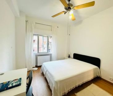 Calle Pascual Hermanos, Alcobendas, Community of Madrid 28100 - Photo 2