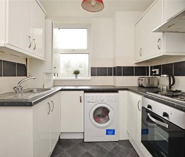 4 bedroom house to rent Shoreham Street, S2 - Photo 2