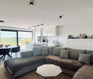 Appartement te huur in Beveren-Waas voor € 900 met 1 slaapkamer - Foto 2