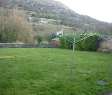 2 bedroom semi-detached house to rent - Photo 1