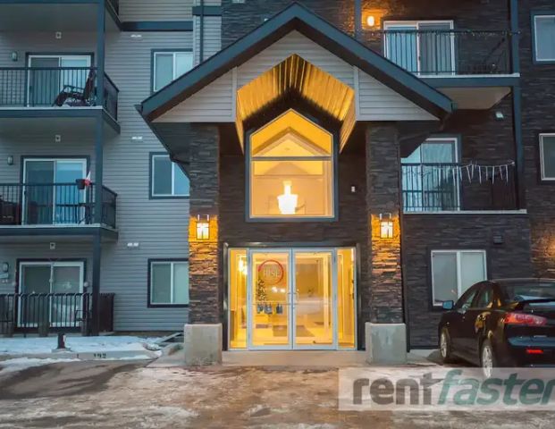 NW YEG 1BDRM Condo - INCLD 2 PARKING STALLS | 14808 125 St NW, Edmonton - Photo 1