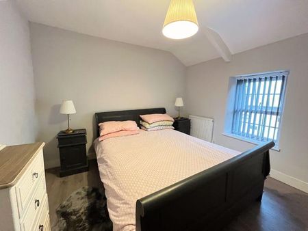 2 bedroom end of terrace house to rent - Photo 5