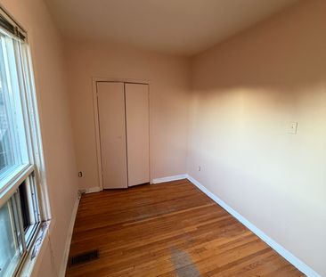 For Lease - 451 Rogers Road Unit# B, Toronto, Ontario - Photo 1