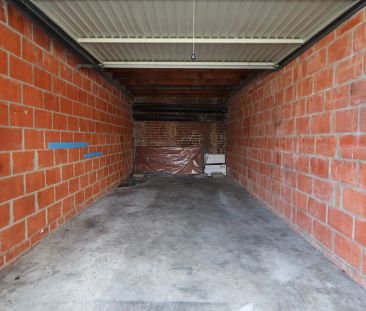 CENTRAAL GELEGEN, RUIM APPARTEMENT MET GARAGE - Photo 5