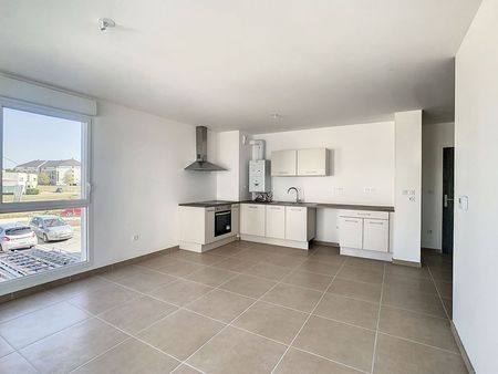 Appartement 3 pièces à louer - Photo 2