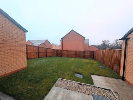 3 bedroom detached house to rent - Photo 3