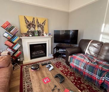 8 Cheltenham Park, Belfast BT6 0HR - Photo 4