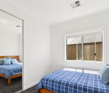 Well Presented 3 bedroom Plus 2 living Area home - Photo 4