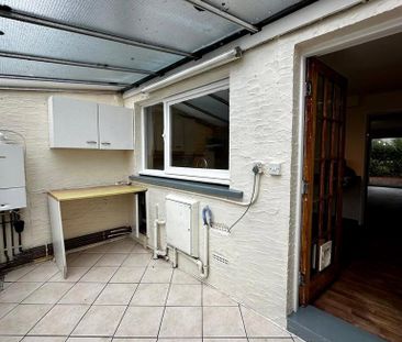 2 bedroom terraced house to rent - Photo 4