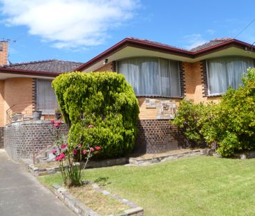 3 Bedroom Family Home - Photo 3