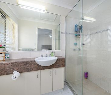 18/2 Doyalson Place, Helensvale - Photo 3
