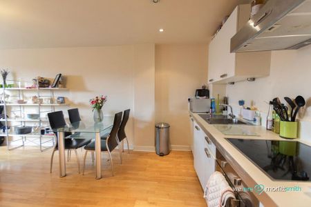 2 bedroom apartment to rent - Photo 5