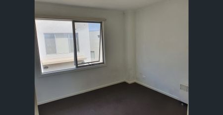 3 Storeys 2 Bedrooms Plus Study Townhouse for Rent and Available Now!: - Photo 5