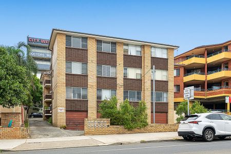 Full Brick, Contemporary 2 Bedroom in the Heart of Auburn - Photo 5