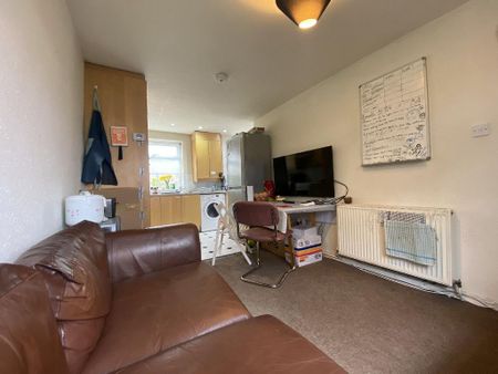 5 bedroom house to rent - Photo 4