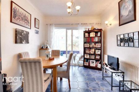 2 bedroom bungalow to rent - Photo 2