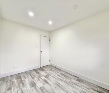 For Lease - 15 Stavebank Road Unit# 4, Mississauga, Ontario - Photo 1