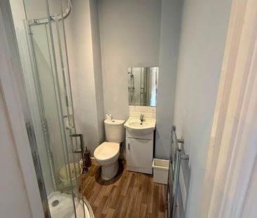 Room in a Shared House, Grange Road, B66 - Photo 4
