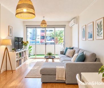 Stylish Inner-City Living | Spacious 2-Bed, 2-Bathroom Apartment - Photo 1