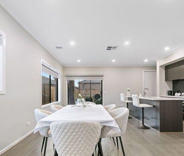 Stunning Family Home for Rent! - Photo 1