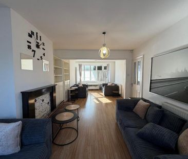 3 bedroom semi-detached house to rent - Photo 3