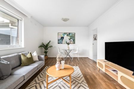 9/36-40 Disraeli Street, Kew VIC 3101 - Photo 2